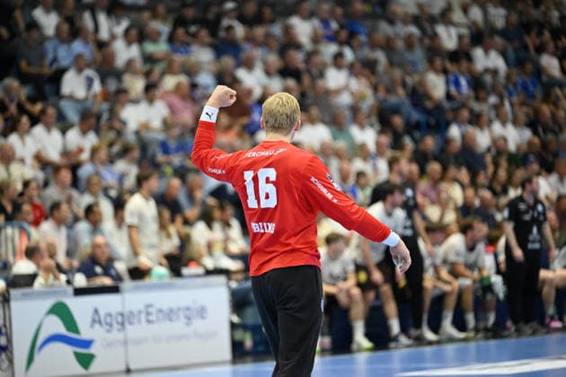 September 27, 2026, GER, Handball, Men s, Opel HBL, 2026–2027 Season, Matchday 6, VfL Gummersbach vs. Bergischer HC Bertram Obling of VfL Gummersbach, No. 16, celebrates a saved shot. DFB and DFL regulations prohibit any use of photographs as image sequences and or quasi-video. Gummersbach, SCHWALBE Arena, NRW, Germany Copyright: xNordphoto Meuterx