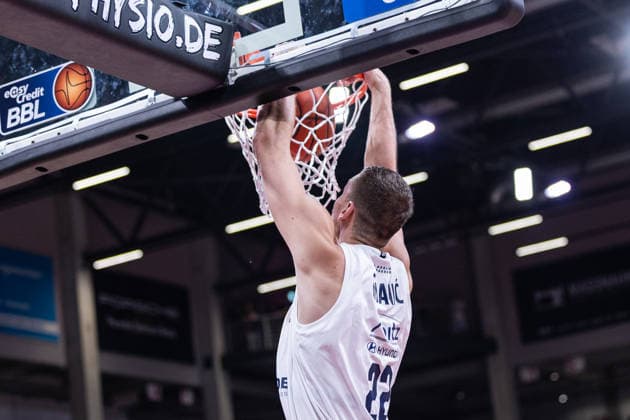easyCredit Basketball Bundesliga, Telekom Baskets Bonn vs. Syntainics MBC, September 27, 2026 Dunk by Borisa Simanic SYNTAINICS MBC 22 easyCredit Basketball Bundesliga, Telekom Baskets Bonn vs. Syntainics MBC, September 27, 2026, Telekom Dome Bonn Copyright: xBEAUTIFULxSPORTS Derixx