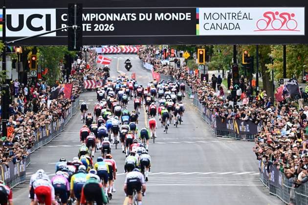 UCI 2026 Road World Championship, WM, Weltmeisterschaft Montreal 27 09 2026 MONTREAL, CANADA - SEPTEMBER 27 : illustration picture peloton during the Men Elite cycling road race of the 2026 UCI Road World Championships 93th edition an UCI World Championships cycling race of 273.4 km with start in Montreal and finish in Montreal on September 27, 2026 in Montreal, Canada, 27 09 2026 Montreal Canada  Copyright: xPeterxDexVoechtx