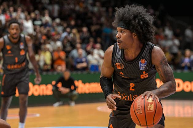 easyCredit Basketball Bundesliga, Matchday 3, Niners Chemnitz vs. Phoenix Hagen, September 27, 2026, starting at 4:30 p.m., Chemnitz, Chemnitz Arena. In Photo 02: Stefan Smith. easyCredit Basketball Bundesliga, Matchday 3, Niners Chemnitz vs. Phoenix Hagen, Chemnitz, Saxony, Germany Copyright: xEHLxMedia MichelxKöhlerx 20262709-Niners-Chemnitz-Phoenix-Hagen_024