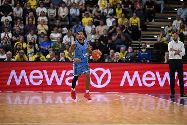 September 27, 2026, GER, Basketball, Bundesliga Matchday 3, 2026–2027 Season, Oldenburg, EWE Arena, EWE Baskets Oldenburg vs. Veolia Towers Hamburg Zakai ZEIGLER Veolia Towers Hamburg 5 Oldenburg EWE Arena Lower Saxony Germany Copyright: xnordphotoxGmbHx xRojahnx