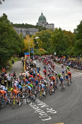 2026 UCI Road World Championships Picture by Chris Auld SWpix.com - 27 09 2026 - Cycling - 2026 UCI Road World Championships - MontrÃ al, Canada - Men Elite Road Race - The peloton, Wout Van Aert (Belgium) Copyright: x xSWpix.comx(t axPhotographyxHubxLtd)xChrisxAuld SWpix.comx SWP-3521-4831