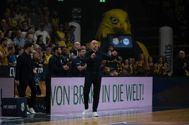 September 27, 2026, GER, Basketball, Bundesliga Matchday 3, 2026–2027 Season, Oldenburg, EWE Arena, EWE Baskets Oldenburg vs. Veolia Towers Hamburg Milenko BOGICEVIC, Head Coach of EWE Baskets Oldenburg, EWE Arena, Lower Saxony, Germany Copyright: xnordphotoxGmbHx xRojahnx