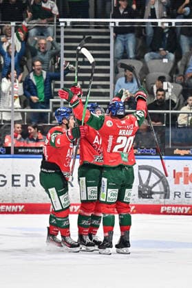 Penny DEL: Augsburger Panther vs. Kölner Haie, September 27, 2026, AUGSBURG, GERMANY September 27 The Panthers celebrate after Jimmy LAMBERT (No. 23) scores to tie the game at 3–3 during the Penny DEL match between the Augsburger Panther and the Kölner Haie on Matchday 4 at Curt Frenzel Stadium Copyright: xBEAUTIFULxSPORTS Goldbergx
