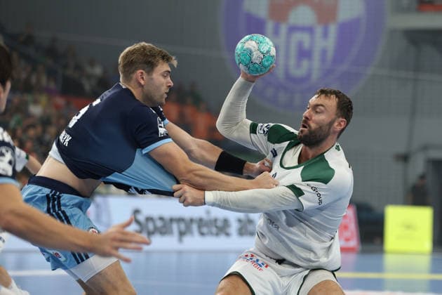 Handball Men s 2026–2027 Season Bundesliga Matchday 6 Handball Club Hamburg vs. HSG Wetzlar September 27, 2026 Oliver Norlyk 5, Handball Club Hamburg Nikolaj Laeso 32, HSG Wetzlar, Hamburg Alsterdorfer Sporthalle, Hamburg, Germany Copyright: xLobeca RalfxHomburgx
