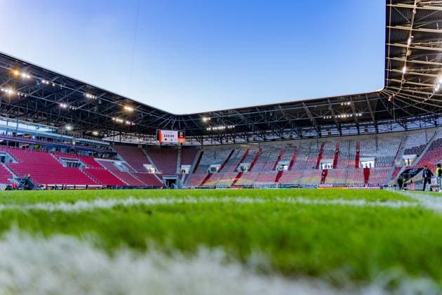 Nations League, Group A, Matchday 2, Germany vs. Greece on September 27, 2026, at the WWK Arena in Augsburg; corner flag, DFB logo, crest, stadium corner, spectators, choreography, fans, spectators, stands Copyright: xBahhoxKarax
