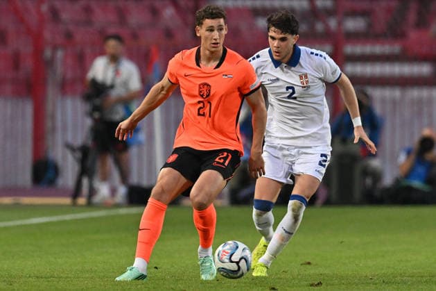 SERBIA vs NETHERLANDS RUBEN VAN BOMMEL vs KOSTA NEDELJKOVIC football Serbia vs Netherlands UEFA Nations league match at Rajko Mitic stadium , Belgrade 27.09.2026 Foto: FOOTBALL, SERBIA, NETHERLANDS, UEFA NATIONS LEAGUE Beograd Rajko Mitic stadium Serbia Copyright: xMarkoxMetlas xMNxPressx
