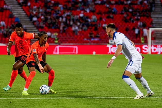 BELGRADE - Crysencio Summerville of the Netherlands dribbles with the ball during the UEFA Nations League match between Serbia and the Netherlands at the Rajko Mitic Stadium on 27 September 2026 in Belgrade, Serbia. MARCEL TER BALS ANP UEFA Nations League 2026 27 xVIxANPxSportx xMarcelxterxBalsxIVx 570426646 originalFilename: 570426646.jpg