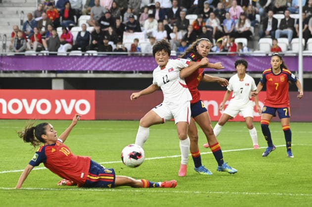 IPA89040719 - Cristina Libran (ESP), Ryu Mi Kang (PRK), and Silvia Cristobal (ESP) during the FIFA U-20 Women s World Cup final between Spain and North Korea, held in Lodz, Poland, on September 27, 2026  Copyright: xMichalxDubiel IPAxSportx xx IPA89040719