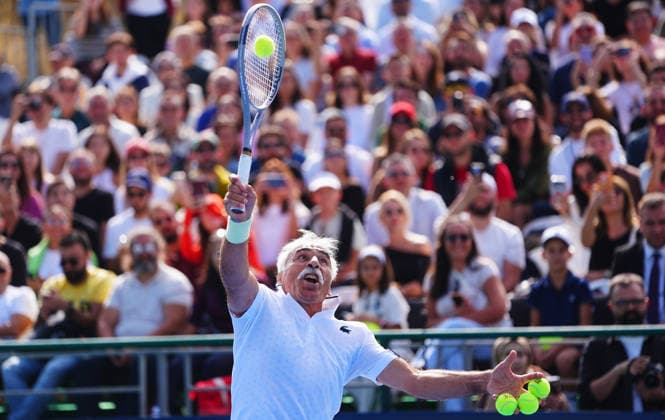Ankara Open WTA, Tennis Damen 125 Tennis Tournament ANKARA, TURKIYE - SEPTEMBER 27: Former professional tennis player Mansour Bahrami, also known as the King of Trick Shots, takes part in an exhibition match during the Turk Telekom Ankara Open WTA 125 tennis tournament in Ankara, Turkiye, on September 27, 2026. Evrim Aydin Anadolu Ankara Turkey. Editorial use only. Please get in touch for any other usage.  Copyright: x2026xAnadoluxEvrimxAydinx