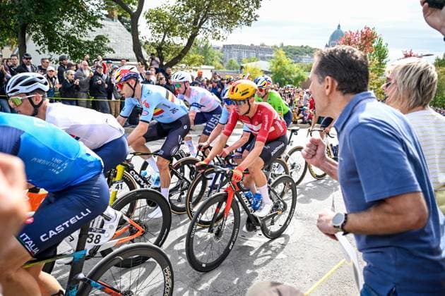 Belgian Wout van Aert is pictured in action during the elite men Road Race race (273,7 km) at the cycling World Championship, WM, Weltmeisterschaft in Montreal, Canada, Sunday 27 September 2026. The UCI road world championships are taking place from 20 to 27 September, in Montreal, Canada. JASPERxJACOBS  x187998562x