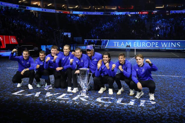 2026 Laver Cup, day three, O2 Arena, London,27 09 2026 Team Europe celebrate with the Laver Cup Trophy following their 13-5 victory over Team World in the 2026 Laver Cup at the O2 Arena, London London O2 Arena London GBR, UK NEWSPAPERS OUT Copyright: xMarkxGreenwoodx