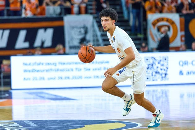 Portrait, cutout by Adam Atamna, Ratiopharm Ulm, 00 GER, Ratiopharm Ulm vs. Würzburg Baskets, basketball, 1st Bundesliga, Matchday 3, 2026–2027 season, September 27, 2026 GER, Ratiopharm Ulm vs. Würzburg Baskets, Basketball, 1st Bundesliga, Matchday 3, 2026–2027 Season, September 27, 2026 Neu Ulm Copyright: xEibner-Pressefoto GeraldxOelze-dexStoppanyx EP_ODS
