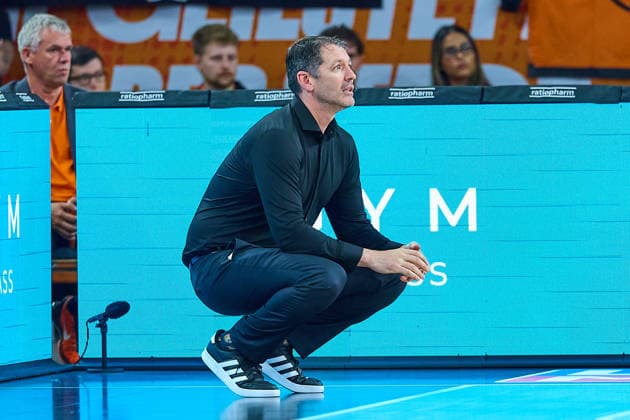 Ty Harrelson, Ratiopharm Ulm, Head Coach (GER), Ratiopharm Ulm vs. Würzburg Baskets, Basketball, 1st Bundesliga, Matchday 3, 2026–2027 Season, September 27, 2026 GER, Ratiopharm Ulm vs. Würzburg Baskets, Basketball, 1st Bundesliga, Matchday 3, 2026–2027 Season, September 27, 2026 Neu Ulm Copyright: xEibner-Pressefoto GeraldxOelze-dexStoppanyx EP_ODS