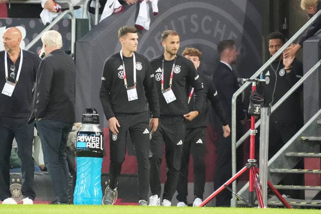 Goalie Finn Dahmen, Germany; Max Rosenfelder, Germany, Augsburg, September 27, 2026; Germany vs. Greece, UEFA Nations League, WWK Arena, Matchday 2