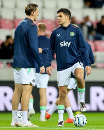 UEFA Nations League Group Stage, Nagyerdei Stadion, Debrecen, Hungary 27 9 2026 Israel vs Republic of Ireland Ireland s Jimmy Dunne and John Egan during the warm up ahead of the match Jimmy Dunne and John Egan during the warm up ahead of the match 27 9 2026  Copyright: xx RB1_5028