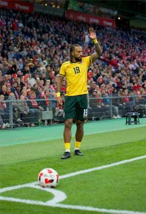 RECORD DATE NOT STATED Football - UEFA Nations League - Group A4 - Denmark v Wales COPENHAGEN, DENMARK - Sunday, September 27, 2026: Wales Sorba Thomas takes a corner-kick during the UEFA Nations League Group A4 Matchday 2 match between Denmark and Wales at the Parken Stadium. (Photo by Amanda McMaster Propaganda) COPENHAGEN Parken Stadium COPENHAGEN DENMARK  Copyright: xAmandaxMcMasterx 2026-09-27-Denmark_v_Wales-035