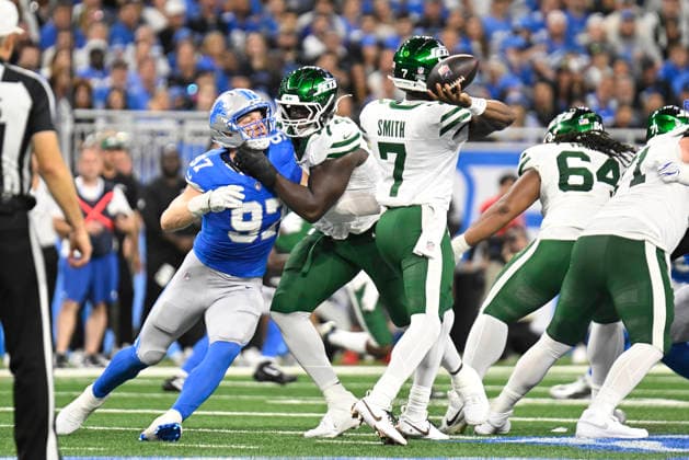 Sep 27, 2026; Detroit, MI, USA; Detroit Lions defensive end Aidan Hutchinson (97) gets blocked by New York Jets offensive tackle Olu Fashanu (74) at Ford Field. Mandatory Credit: -Cal Media Detroit USA - ZUMAc04_ 20260927_zma_c04_006 Copyright: xAllanxDranbergx