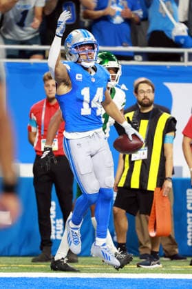 New York Jets vs Detroit Lions DETROIT,MICHIGAN-SEPTEMBER 27: Wide receiver Amon-Ra St. Brown (14) of the Detroit Lions celebrates his touchdown during an NFL, American Football Herren, USA football game between the New York Jets and the Detroit Lions in Detroit, Michigan USA, on Sunday, September 27, 2026 Detroit Michigan United States  Copyright: xAmyxLemusx originalFilename:lemus-newyorkj260927_npMoB.jpg