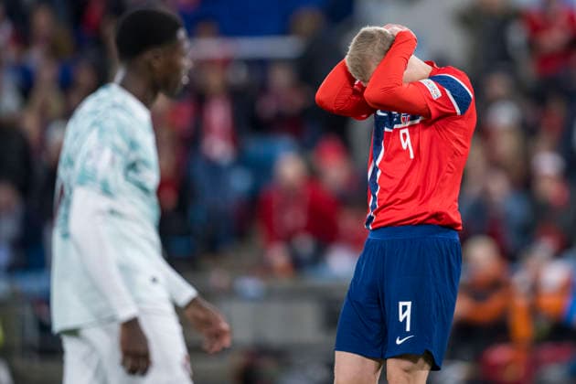 September 27, 2026: Erling Braut Haaland of Norway looks dejected during the Nations League soccer match between Norway and Portugal on September 27, 2026 in Oslo. Photo by Marius Simensen, BILDBYRAN COP 238 VG1010 bbeng soccer football fotball Nations League international match Norway Portugal depp  Copyright: MARIUSxSIMENSEN BB260927ZO030