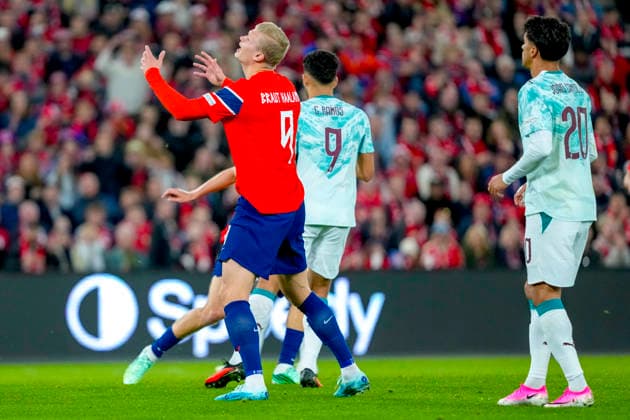 Soccer, Nations League Norway vs. Portugal, Nations League Oslo 20260927 Norway s Erling Braut Haaland during the international soccer match between Norway and Portugal in the Nations League. Photo by Cornelius Poppe, NTB, Oslo, Norway. EDITORIAL USE ONLY. RESTRICTED USE FOR BETTING COMPANIES  Copyright: xCorneliusxPoppex xNTBx