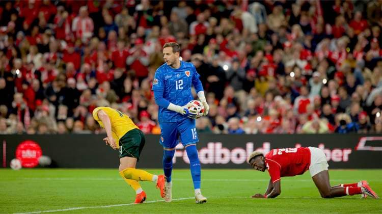RECORD DATE NOT STATED Football - UEFA Nations League - Group A4 - Denmark v Wales COPENHAGEN, DENMARK - Sunday, September 27, 2026: Wales goalkeeper Danny Ward during the UEFA Nations League Group A4 Matchday 2 match between Denmark and Wales at the Parken Stadium. Denmark won 2-0. (Photo by Amanda McMaster Propaganda) COPENHAGEN Parken Stadium COPENHAGEN DENMARK  Copyright: xAmandaxMcMasterx 2026-09-27-Denmark_v_Wales-059