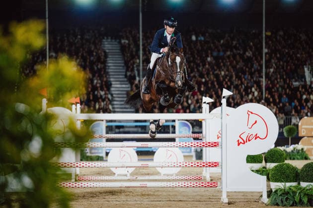EQUESTRIAN - GCT, GP Vienna VIENNA,AUSTRIA,27.SEP.26 - EQUESTRIAN - Global Champions Tour, Grand Prix of Vienna. Image shows Denis Lynch (IRL) on Cordial.  GEPAxpictures xAlexanderxSolc