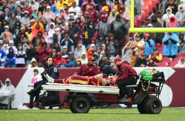 LANDOVER, MD - SEPTEMBER 27: Washington linebacker Leo Chenal (54) is carted off the field after a first half injury during the Seattle Seahawks versus Washington Commanders National Football League game at Northwest Stadium on September 27, 2026 in Landover, MD. (Photo by Randy Litzinger Icon Sportswire) NFL, American Football Herren, USA SEP 27 Seahawks at Commanders EDITORIAL USE ONLY Icon9662609270545