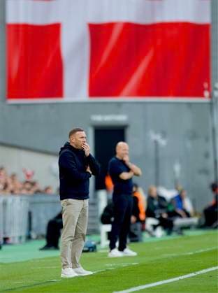 RECORD DATE NOT STATED Football - UEFA Nations League - Group A4 - Denmark v Wales COPENHAGEN, DENMARK - Sunday, September 27, 2026: Wales head coach Craig Bellamy during the UEFA Nations League Group A4 Matchday 2 match between Denmark and Wales at the Parken Stadium. Denmark won 2-0. (Photo by Amanda McMaster Propaganda) COPENHAGEN Parken Stadium COPENHAGEN DENMARK  Copyright: xAmandaxMcMasterx 2026-09-27-Denmark_v_Wales-071