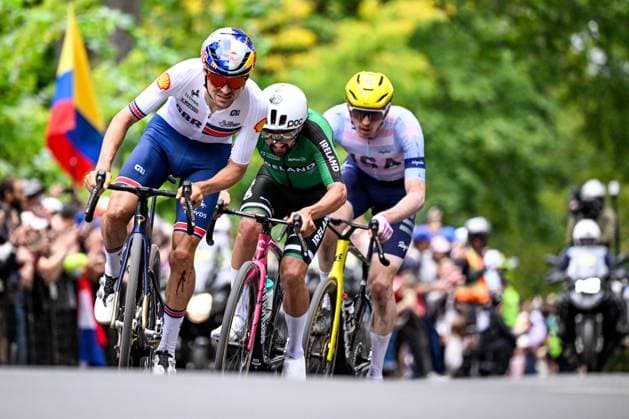 British Tom Pidcock; Irish Ben Healy and American Matteo Jorgenson are pictured in action during the elite men Road Race race (273,7 km) at the cycling World Championship, WM, Weltmeisterschaft in Montreal, Canada, Sunday 27 September 2026. The UCI road world championships are taking place from 20 to 27 September, in Montreal, Canada. JASPERxJACOBS  x188010319x