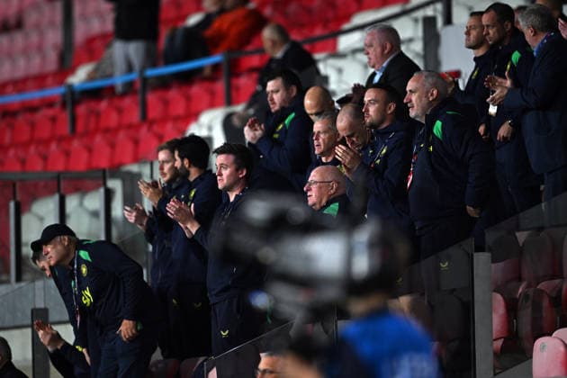 IPA89044758 - The Irish delegation celebrates Adam Idah s (Ireland) 2-0 goal during the Nations League, Matchday 2 between Israel and Ireland on September 27, 2026, at the Puskás Arena in Budapest, Hungary  Copyright: xVincenzoxOrlando IPAxSportx xx IPA89044758