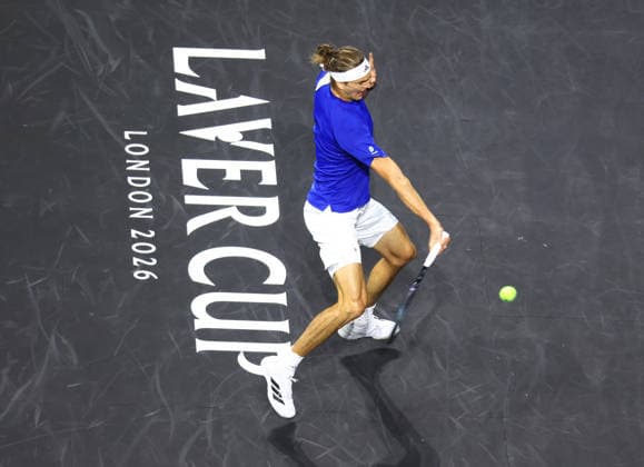 2026 Laver Cup, day three, O2 Arena, London,27 09 2026 Alexander Zverev (GER) in action during his match against Learner Tien (USA) in the 2026 Laver Cup at the O2 Arena, London London O2 Arena London GBR, UK NEWSPAPERS OUT Copyright: xMarkxGreenwoodx
