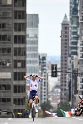 American Brandon McNulty celebrates as he crosses the finish line to win the elite men Road Race race (273,7 km) at the cycling World Championship, WM, Weltmeisterschaft in Montreal, Canada, Sunday 27 September 2026. The UCI road world championships are taking place from 20 to 27 September, in Montreal, Canada. JASPERxJACOBS  x188015030x