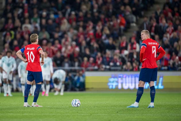 September 27, 2026: Martin Ødegaard and Erling Braut Haaland of Norway look dejected after a 1-2 loss during the Nations League soccer match between Norway and Portugal on September 27, 2026 in Oslo. Photo by Marius Simensen, BILDBYRAN COP 238 VG1010 bbeng soccer football fotball Nations League international match Norway Portugal depp  Copyright: MARIUSxSIMENSEN BB260927ZL038