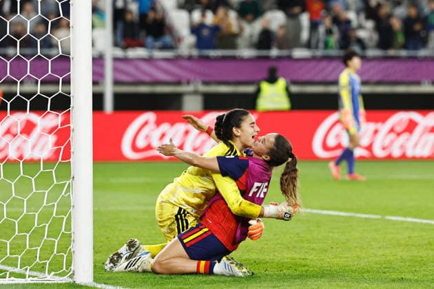 Laia Lopez (ESP), SEPTEMBER 27, 2026 - Football Soccer : Laia Lopez celebrate with team players after winning FIFA U-20 Women s World Cup Poland 2026 Final match between Under-20 Spain - Under-20 DPR Korea at the Stadion Miejski LKS Lodz in Lodz, Poland. Noxthirdxpartyxsales  aflo_351469325 MutsuxKawamorix