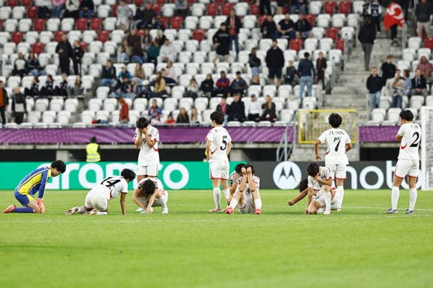 U20 DPR Korea team group, Mannschaftsbild, Totale (DPK), SEPTEMBER 27, 2026 - Football Soccer : DPR Korea team group dejected after losing FIFA U-20 Women s World Cup Poland 2026 Final match between Under-20 Spain - Under-20 DPR Korea at the Stadion Miejski LKS Lodz in Lodz, Poland. Noxthirdxpartyxsales  aflo_351469421 MutsuxKawamorix