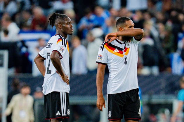 Nations League, Group A, Matchday 2, Germany vs. Greece on September 27, 2026, at the WWK Arena in Augsburg. Yann Aurel Bisseck (Germany) and Jonathan Tah (Germany) look disappointed after the final whistle. Copyright: xBahhoxKarax