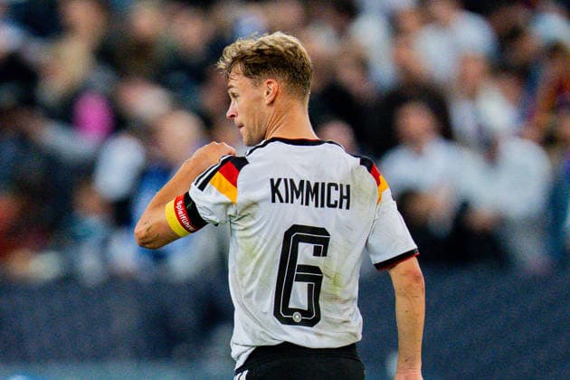 Nations League, Group A, Matchday 2, Germany vs. Greece on September 27, 2026, at the WWK Arena in Augsburg. Yann Aurel Bisseck (Germany) and Joshua Kimmich (Germany) look disappointed after the final whistle. Copyright: xBahhoxKarax