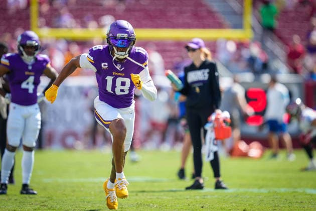 TAMPA, FL - SEPTEMBER 27: Minnesota Vikings wide receiver Justin Jefferson (18) runs ahead before a game between the Tampa Bay Buccaneers and the Minnesota Vikings, Sunday, September 27, 2026 at Raymond James Stadium in Tampa, Florida (Photo by Ricky Bowden Icon Sportswire) NFL, American Football Herren, USA SEP 27 Vikings at Buccaneers EDITORIAL USE ONLY Icon55309272026017