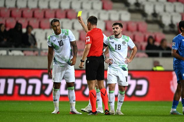 SOCCER - UEFA Nations League - Israel vs. Republic of Ireland Photo by IPA ABACAPRESS.COM89046696 - Yellow card for Adam Idah (Ireland) following an on-field brawl during the Nations League, Matchday 2 between Israel and Ireland on September 27, 2026, at the Puskas Arena in Budapest, Hungary Debrecen Hungary  Copyright: xIPAxSport ABACAx