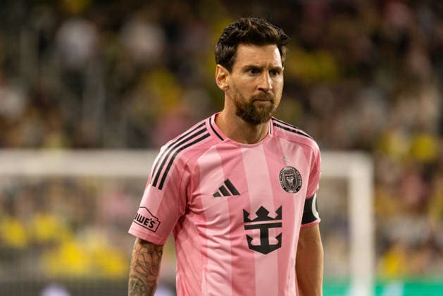 COLUMBUS, OH - SEPTEMBER 27: Inter Miami CF Forward Lionel Messi (10) is seen on the field in the second half during the MLS, Fussball Herren, USA match between Columbus Crew and Inter Miami on September 27th, 2026 at ScottsMiracle-Gro Field in Columbus, OH (Photo by Michael Brown Icon Sportswire) SOCCER: SEP 27 MLS Columbus Crew vs Inter Miami CF EDITORIAL USE ONLY Icon27026092734
