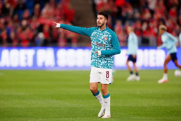 Norway v Portugal, UEFA Nations League, Oslo, Norway Oslo, Norway. 27th, September 2026. Goncalo Inacio (8) of Portugal seen warming up for the UEFA Nations League match between Norway and Portugal at Ullevaal Stadion in Oslo. Norway, Oslo, Ullevaal Stadion Copyright: xGonzalesxPhoto KetilxMartinsenx