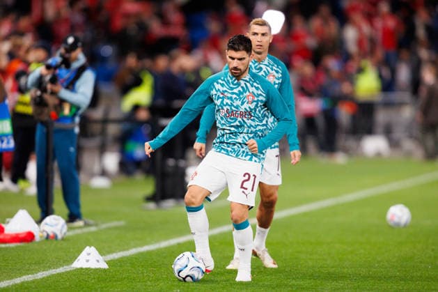 Norway v Portugal, UEFA Nations League, Oslo, Norway Oslo, Norway. 27th, September 2026. Ruben Neves (21) of Portugal seen warming up for the UEFA Nations League match between Norway and Portugal at Ullevaal Stadion in Oslo. Norway, Oslo, Ullevaal Stadion Copyright: xGonzalesxPhoto KetilxMartinsenx