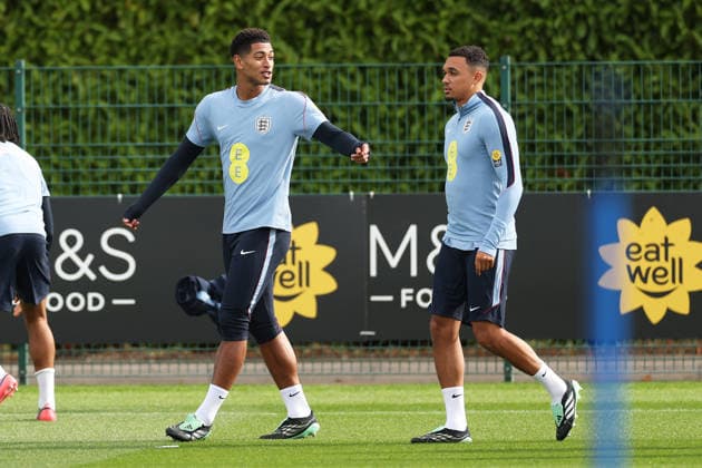 England MD-1 Training, Nations League Jude Bellingham and Trent Alexander-Arnold of England during the England MD-1 training session ahead of the 2026 27 UEFA Nations League Group A3 match vs Czech Republic at Tottenham Hotspur Training Ground, Enfield, England on 28 September 2026 Credit: Tiego Grenho Every Second Media Editorial use only. All images are copyright Every Second Media Limited. No images may be reproduced without prior permission. Copyright: xIMAGO EveryxSecondxMediax ESM-2191-0015 TiegoxGrenhox xEveryxSecondxMediax