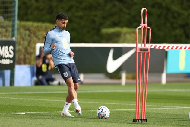 England MD-1 Training, Nations League Morgan Gibbs-White of England during the England MD-1 training session ahead of the 2026 27 UEFA Nations League Group A3 match vs Czech Republic at Tottenham Hotspur Training Ground, Enfield, England on 28 September 2026 Credit: Tiego Grenho Every Second Media Editorial use only. All images are copyright Every Second Media Limited. No images may be reproduced without prior permission. Copyright: xIMAGO EveryxSecondxMediax ESM-2191-0024 TiegoxGrenhox xEveryxSecondxMediax