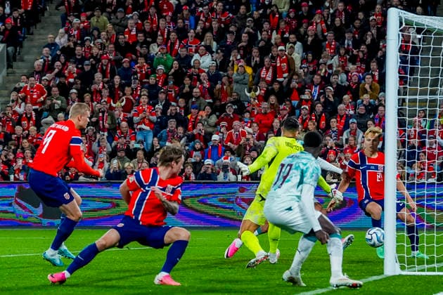 Soccer, Nations League Norway vs. Portugal, Nations League Oslo 20260927 Norway’s Erling Braut Haaland scores 1 1 goal during the international soccer match between Norway and Portugal in the Nations League. Photo: Lise Aserud, NTB, Oslo, Norway. EDITORIAL USE ONLY. RESTRICTED USE FOR BETTING COMPANIES Copyright: xLisexAserudx xNTBx