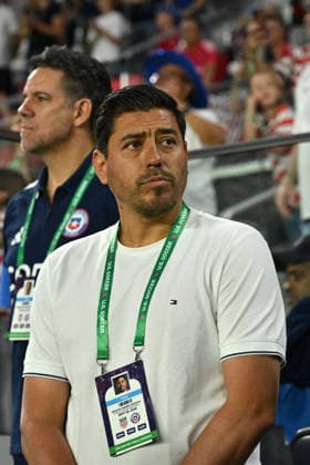 Futbol, Estados Unidos vs Chile Partido amistoso 2026. El entrenador de Chile Nicolas Cordova es fotografiado durante el partido amistoso frente a Estados Unidos disputado en el estadio Energizer Park en San Luis, Estados Unidos. 29 09 2026 Jeff Lee Photosport Football, United States vs. Chile Friendly match 2026. Chilean head coach Nicolas Cordova is pictured during the friendly match against Unites States, at the Energizer Park stadium in Saint Louis, United States. 29 09 2026 Jeff Lee Photosport Estados Unidos vs Chile, partido amistoso 2026