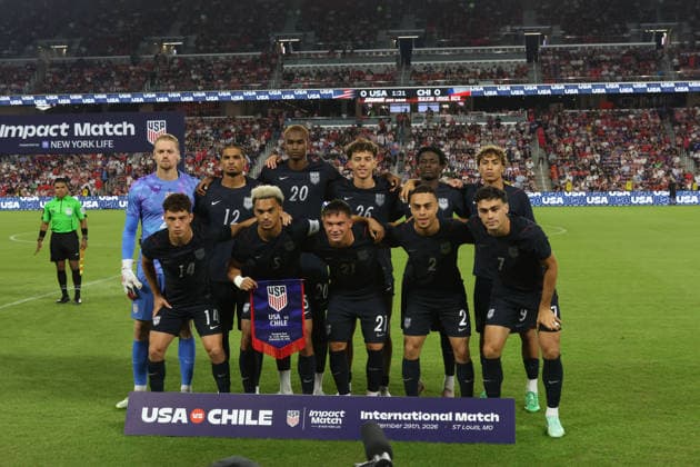 September 29, 2026, St. Louis, Missouri, USA: ST. LOUIS, MO - SEPTEMBER 29: The USA MEN S national team, Nationalteam starting 11 pose for a team photo before the International Friendly, Länderspiel, Nationalmannschaft against Chile at Energizer Park in St. Louis, Missouri, on September 29, 2026. St. Louis USA - ZUMAn332 20260929_zsp_n332_008 Copyright: xTaylorxNickersonx