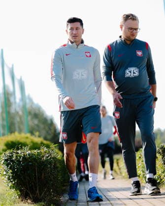 30.09.2026 KEPA, HOTEL BONIFACIO PILKA NOZNA (FOOTBALL) LIGA NARODOW UEFA 2026 - DYWIZJA B TRENING REPREZENTACJI POLSKI NZ ROBERT LEWANDOWSKI, LUKASZ GAWRIOLEK FOTO LUKASZ GROCHALA CYFRASPORT NEWSPIX.PL --- newspix.pl Polish football national team, Nationalteam training session in Sochocin POLAND OUT!