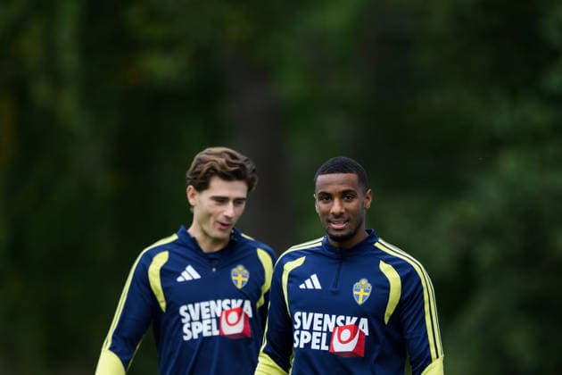 September 30, 2026: Besfort Zeneli and Paulos Abraham of the Swedish men’s national soccer team at a training session on September 30, 2026 in Stockholm. Photo by Jesper Zerman. BILDBYRAN code JZ JZ0762 soccer football fotball Nations League UEFA Nations League training practice Sweden Sweden Sweden A BBeng  Copyright: JESPERxZERMAN BB260930JZ008